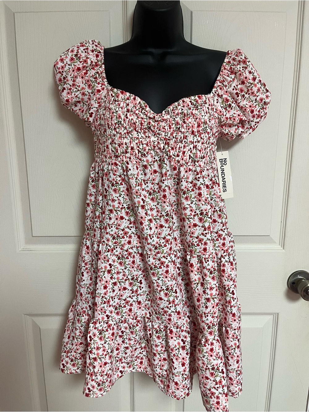 NWT no boundaries floral dress M
